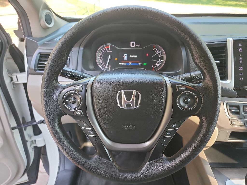 2017 Honda Pilot Image 15