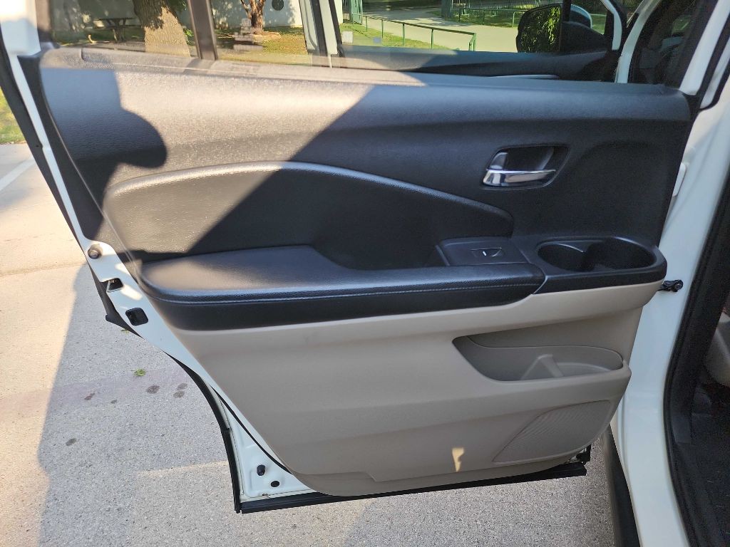 2017 Honda Pilot Image 25