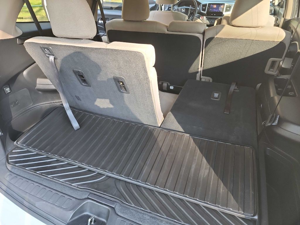 2017 Honda Pilot Image 32