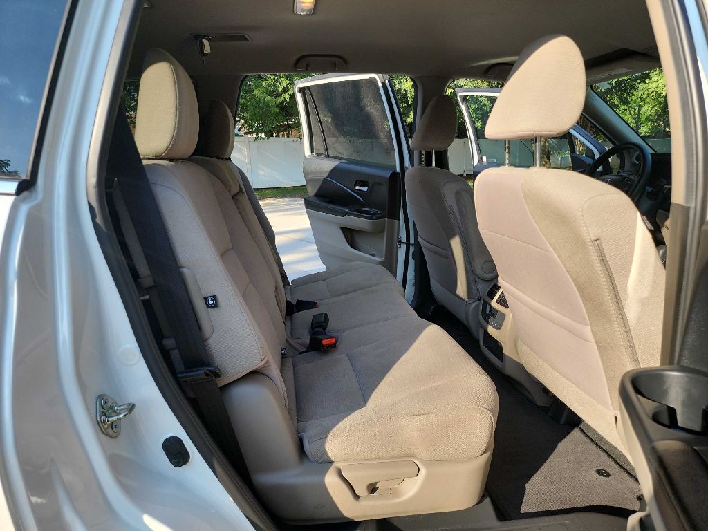2017 Honda Pilot Image 35