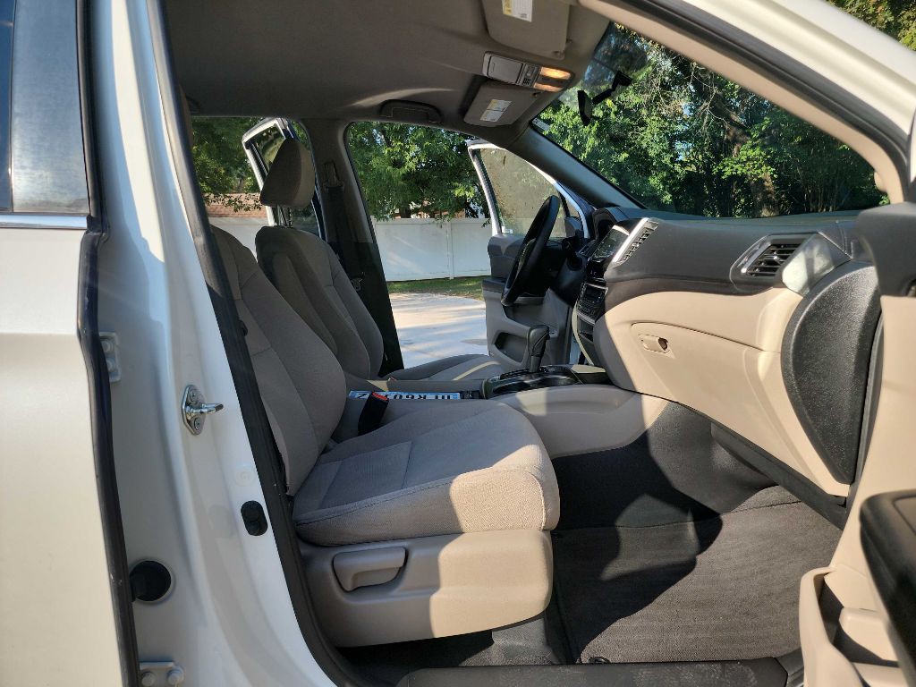 2017 Honda Pilot Image 38