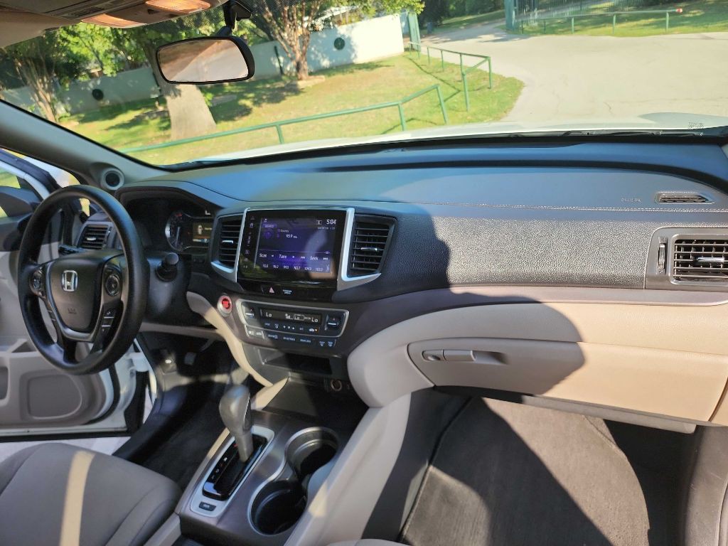 2017 Honda Pilot Image 39