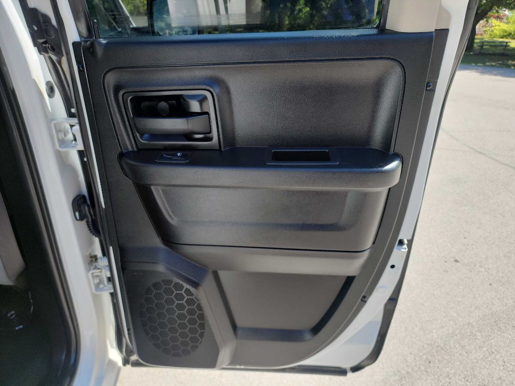 2019 RAM 1500 Image 33