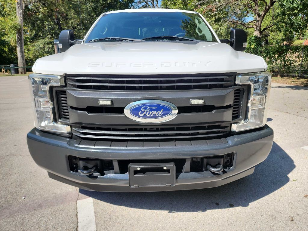 2019 Ford F-250 Image 2