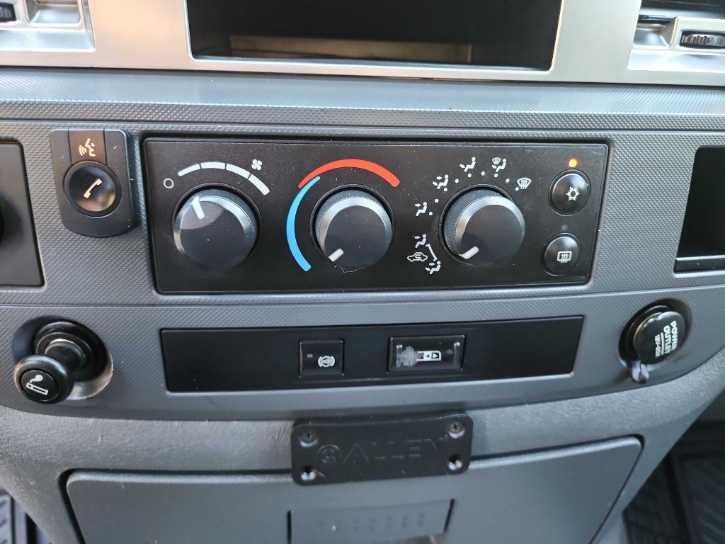 2007 Dodge Ram 2500 Image 23