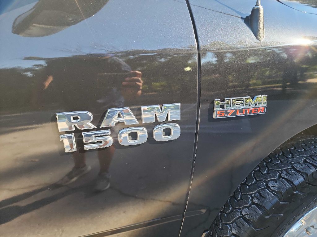 2017 RAM 1500 Image 17