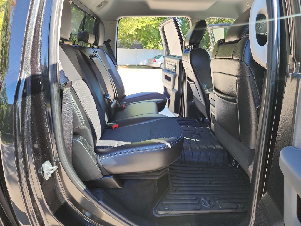 2017 RAM 1500 Image 43