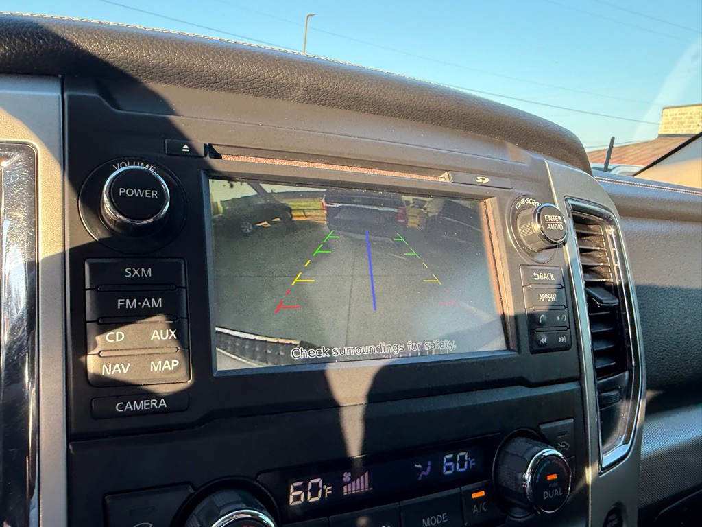 2017 Nissan Titan Image 33