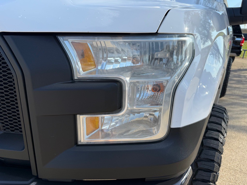 2015 Ford F-150 Image 12