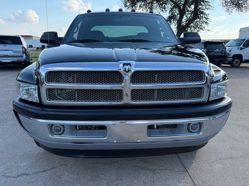 2002 Dodge Ram 3500 Image 2