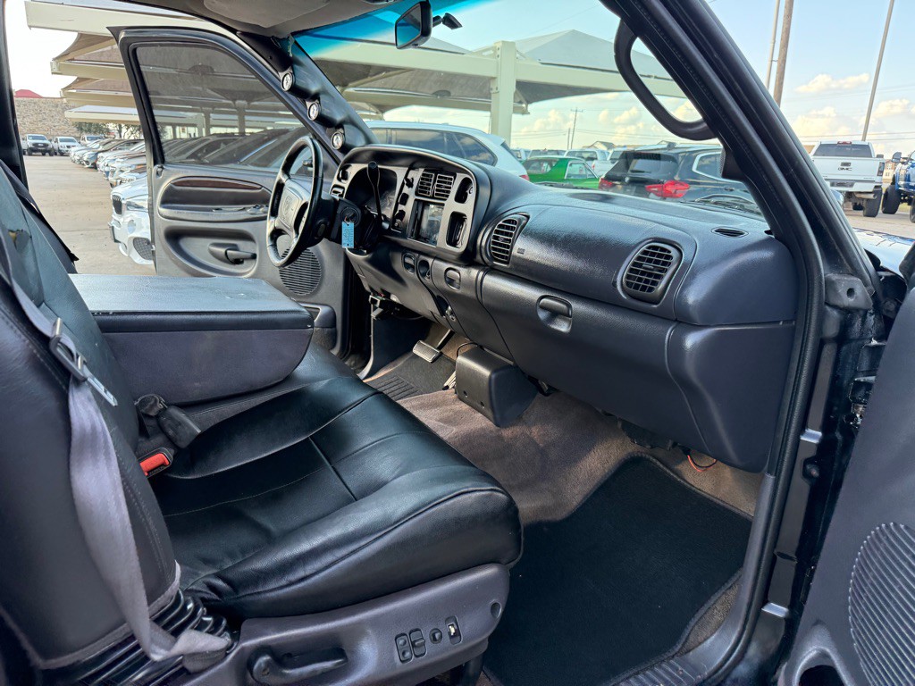 2002 Dodge Ram 3500 Image 15