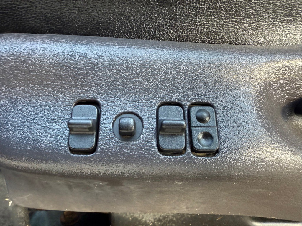 2002 Dodge Ram 3500 Image 19