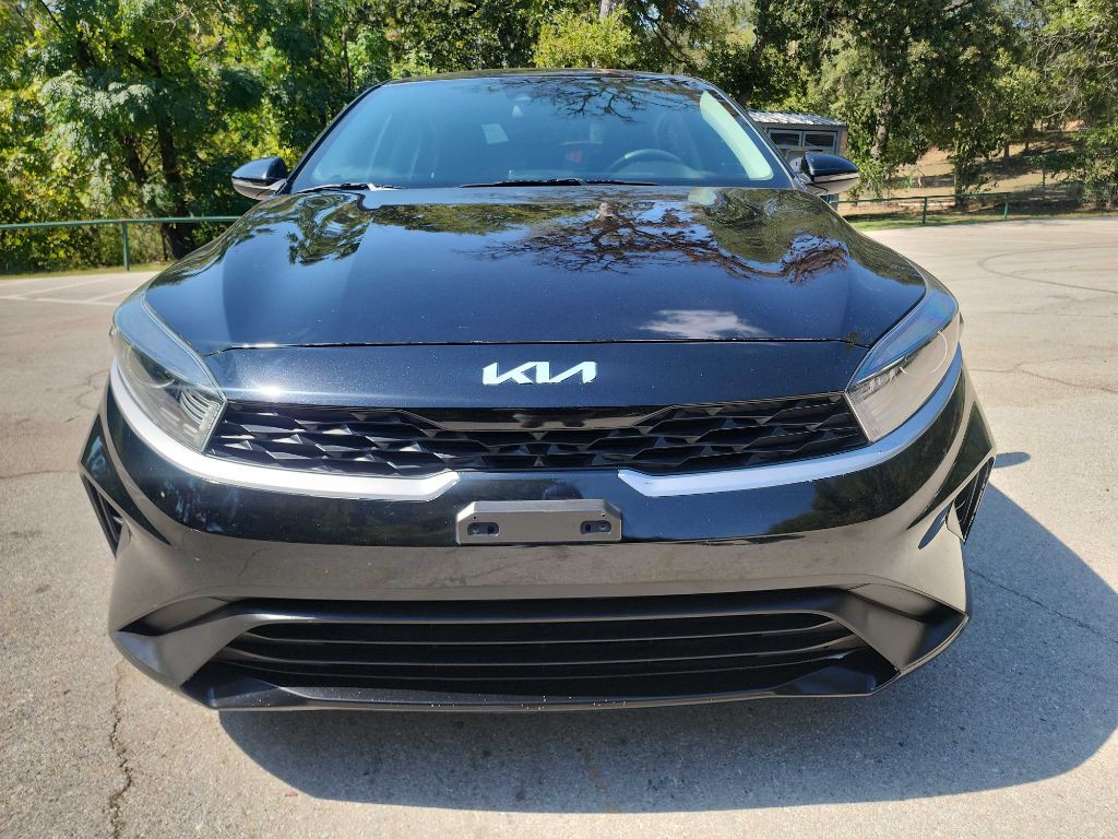 2024 Kia Forte Image 2