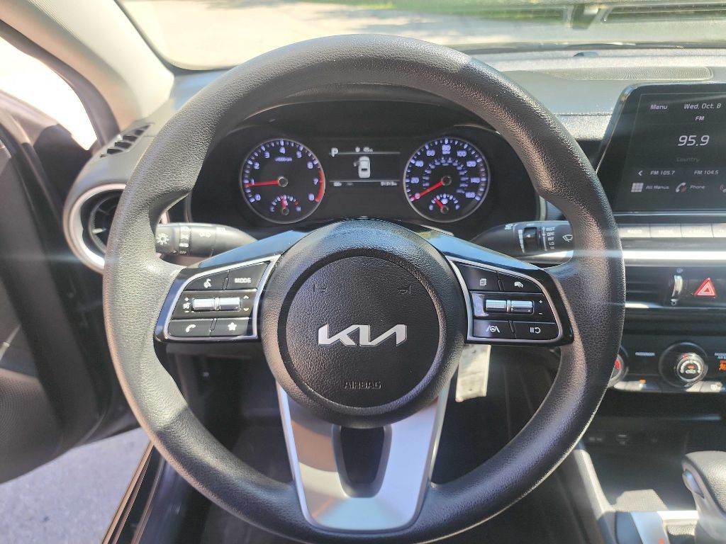 2024 Kia Forte Image 15