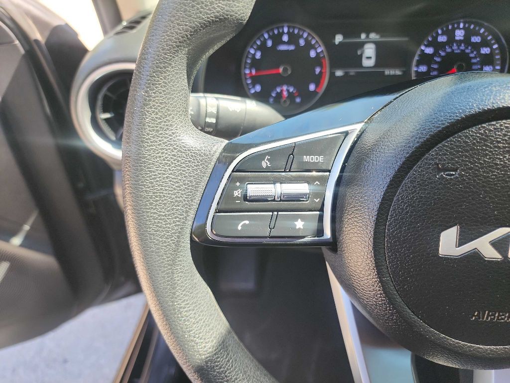 2024 Kia Forte Image 16