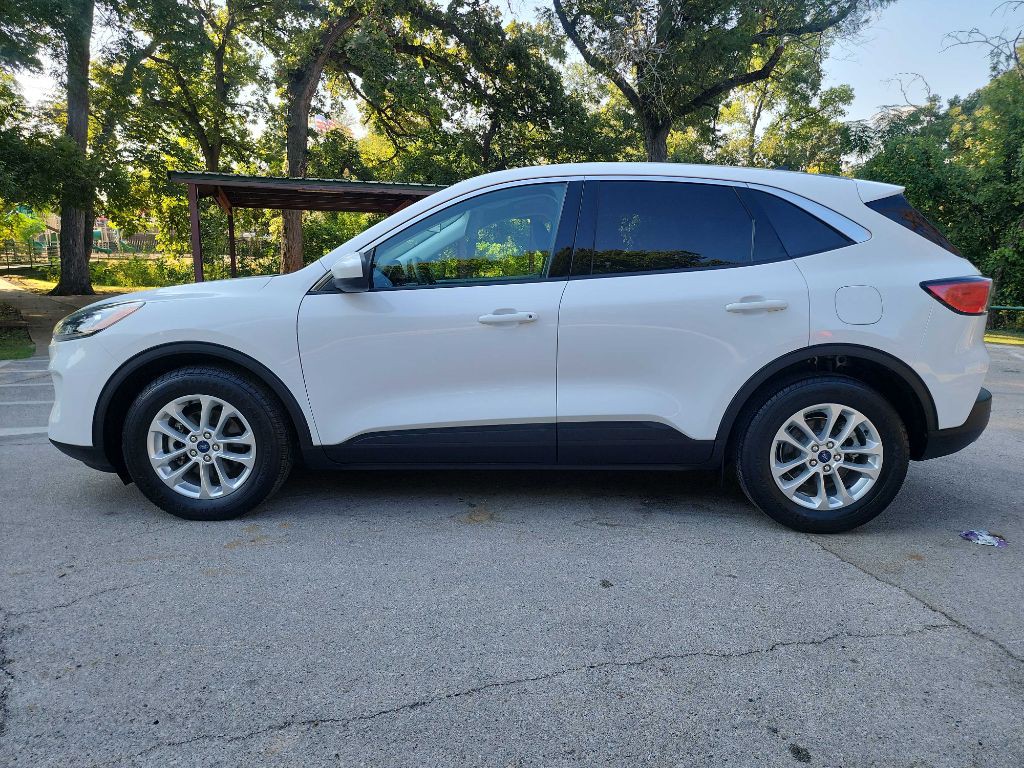 2021 Ford Escape Image 4