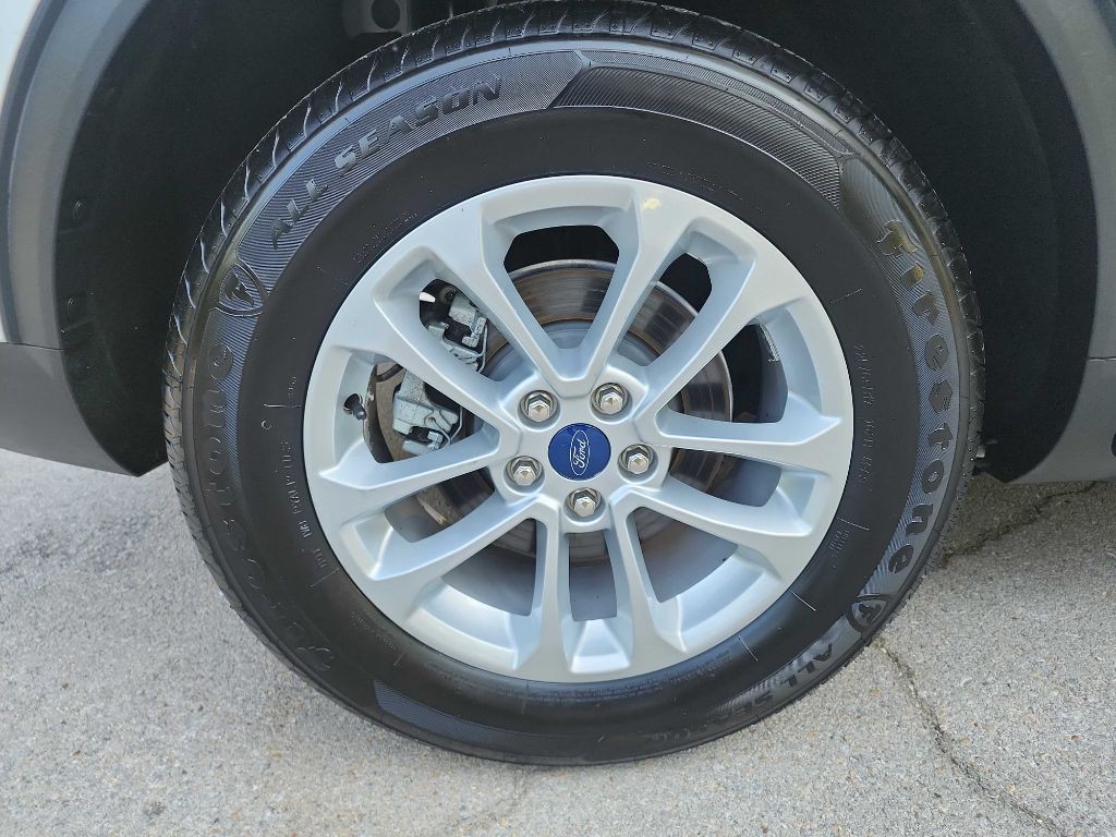 2021 Ford Escape Image 13