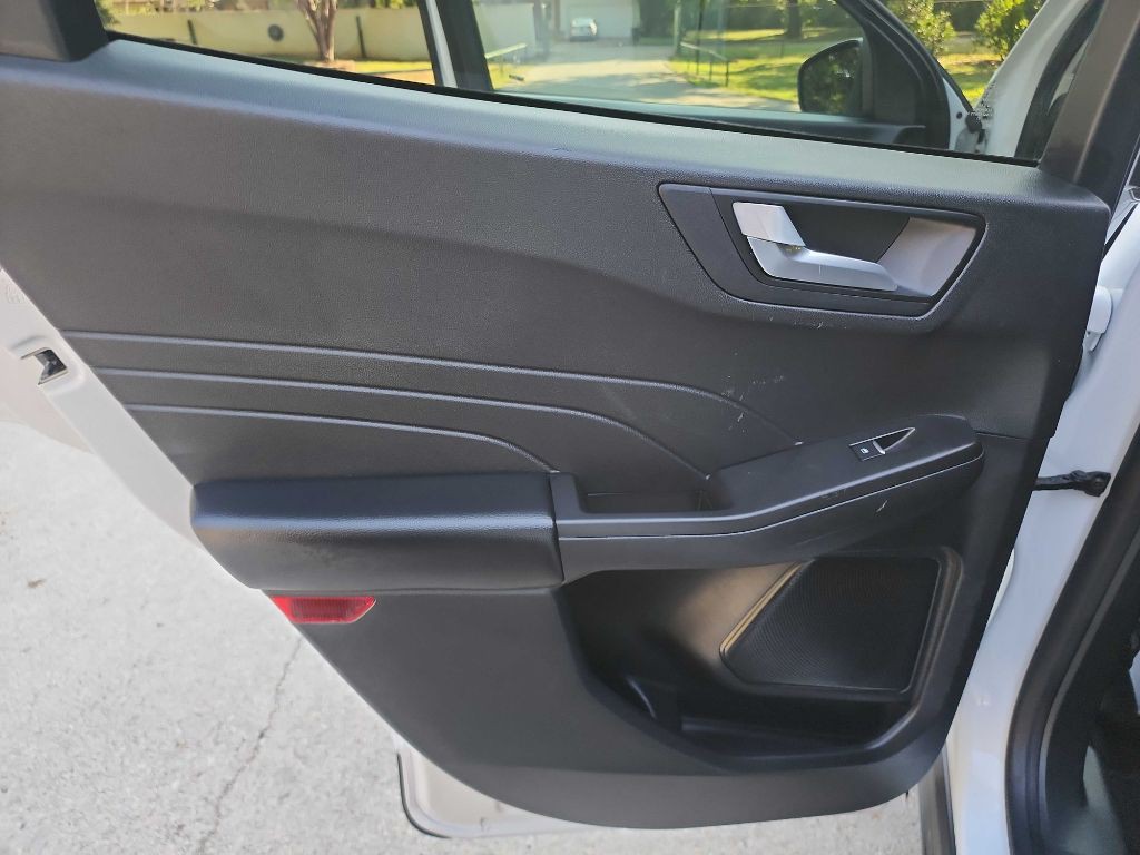 2021 Ford Escape Image 26