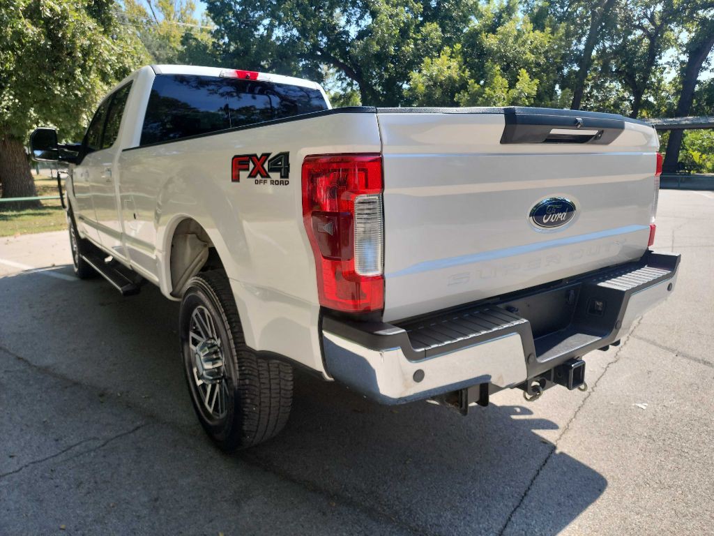 2017 Ford F-350 Image 6