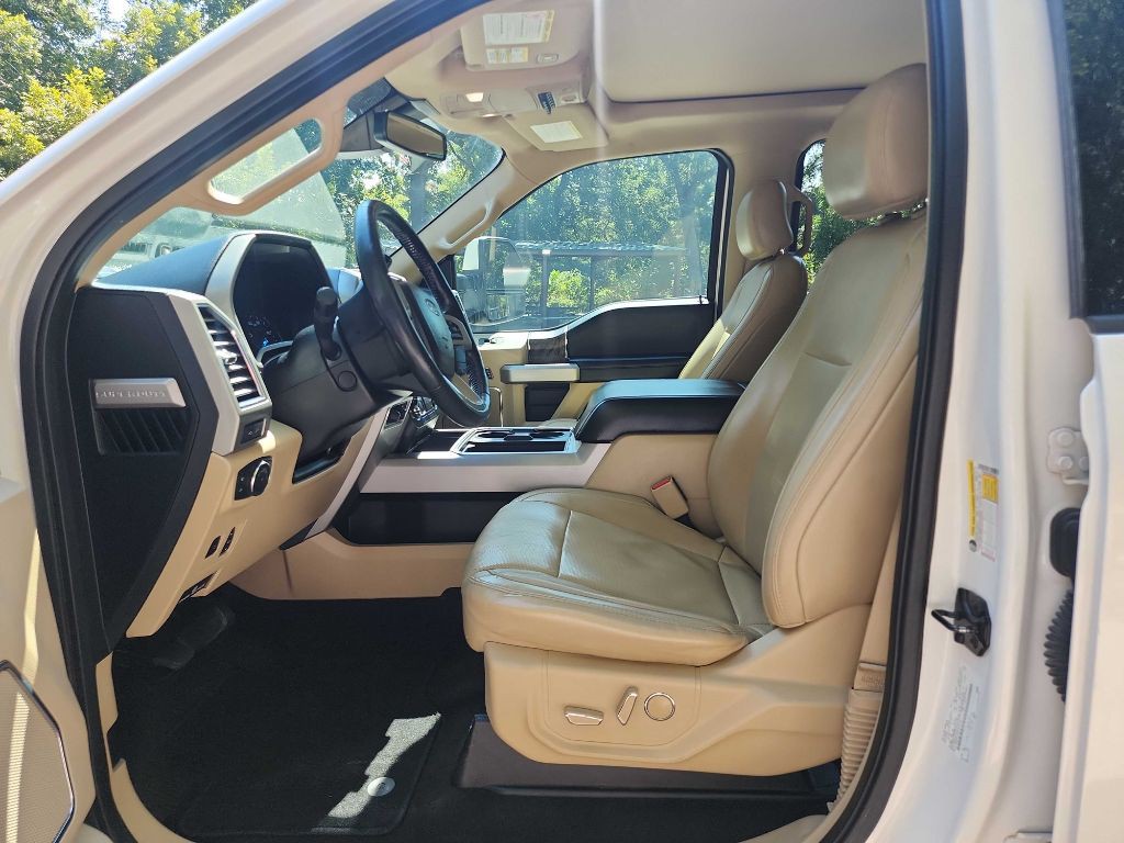 2017 Ford F-350 Image 21