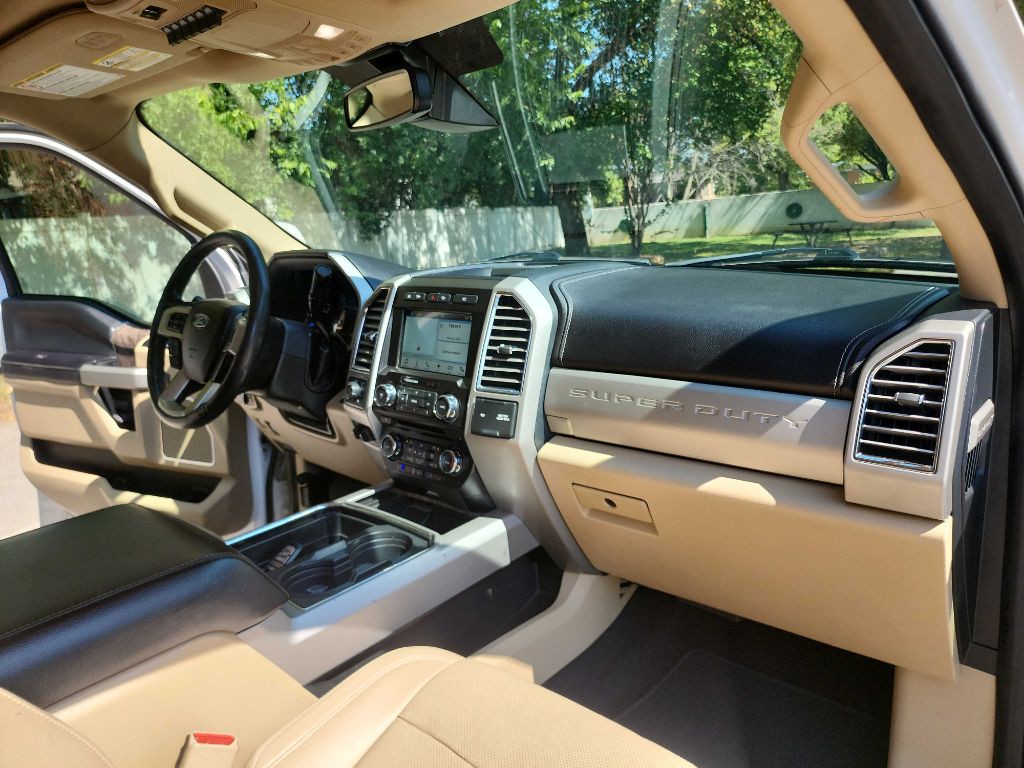 2017 Ford F-350 Image 44