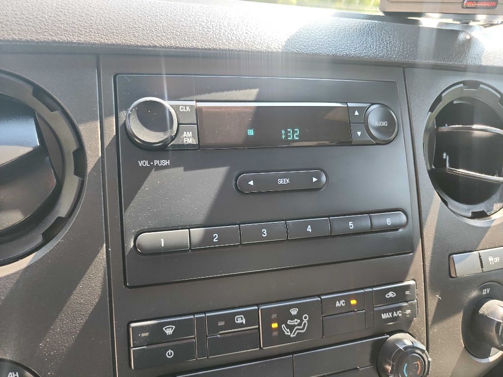 2016 Ford F-250 Image 26