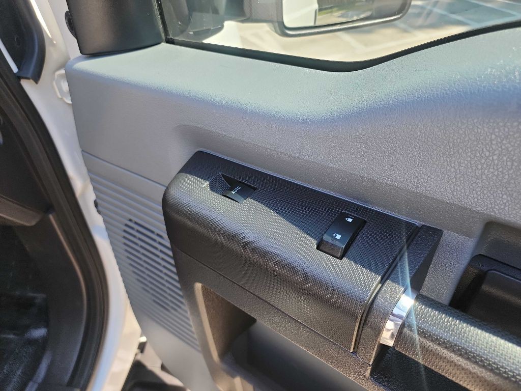 2016 Ford F-250 Image 37