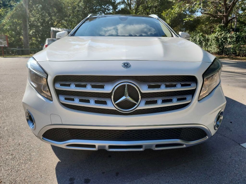 2019 Mercedes-Benz GLA-Class Image 2