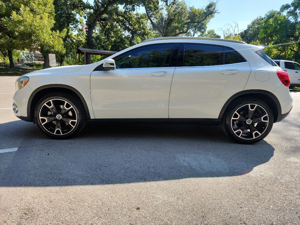 2019 Mercedes-Benz GLA-Class Image 5