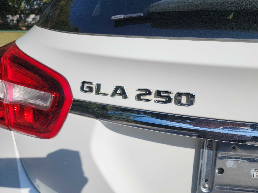 2019 Mercedes-Benz GLA-Class Image 8