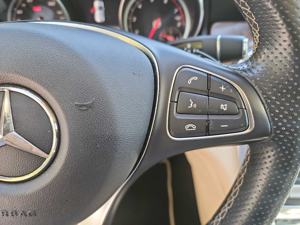 2019 Mercedes-Benz GLA-Class Image 17