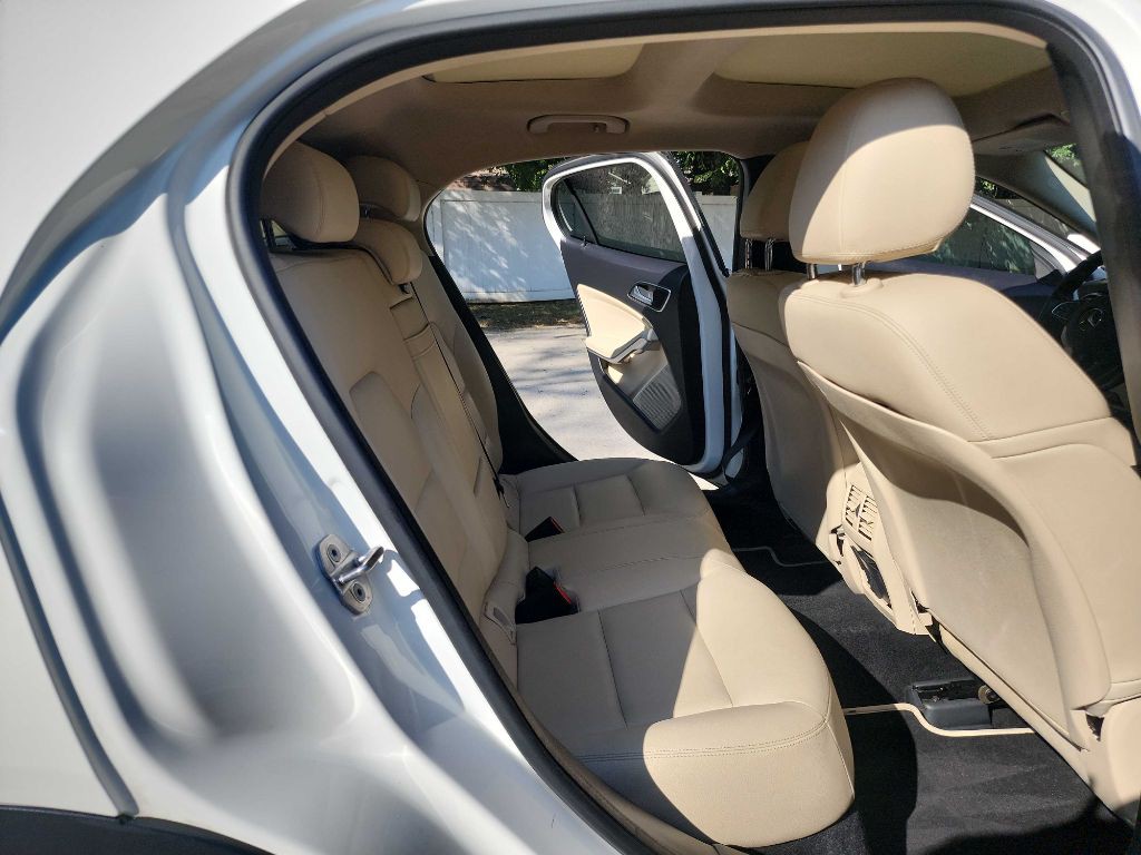 2019 Mercedes-Benz GLA-Class Image 31