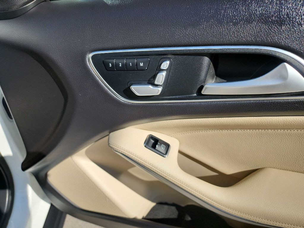 2019 Mercedes-Benz GLA-Class Image 33