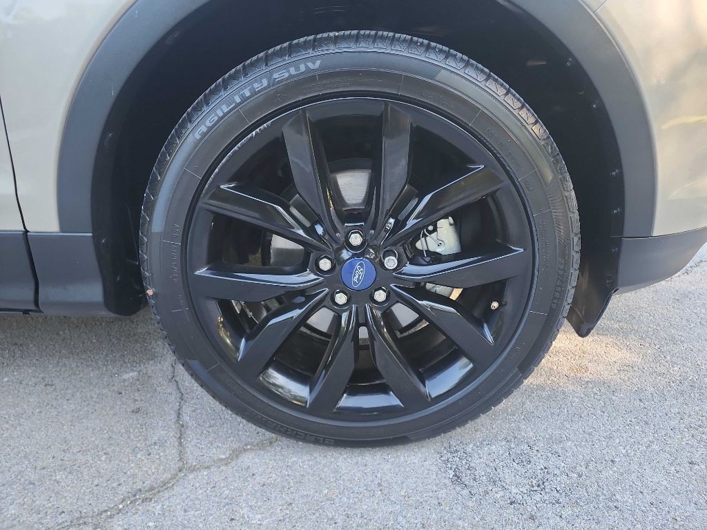 2018 Ford Escape Image 12