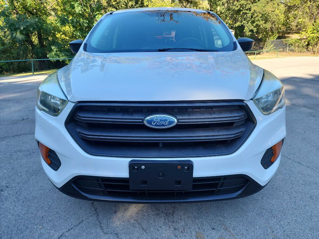 2017 Ford Escape Image 2