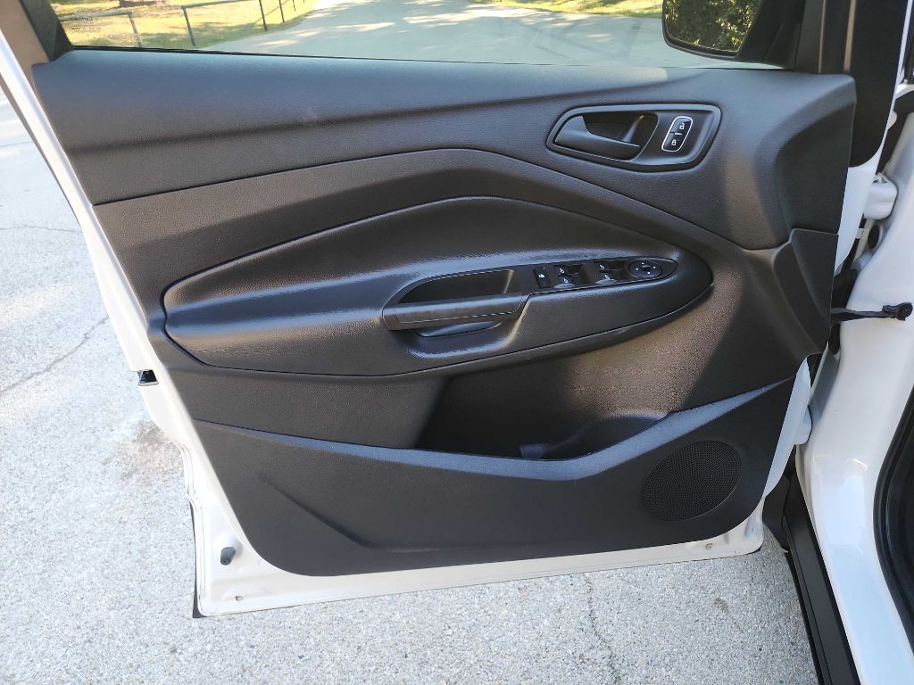 2017 Ford Escape Image 11