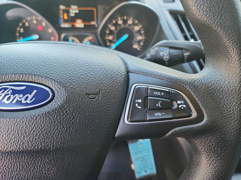 2017 Ford Escape Image 16