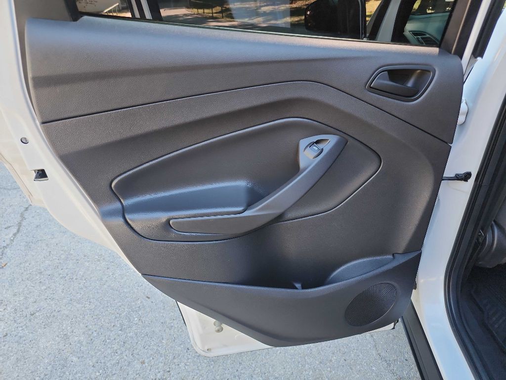 2017 Ford Escape Image 24