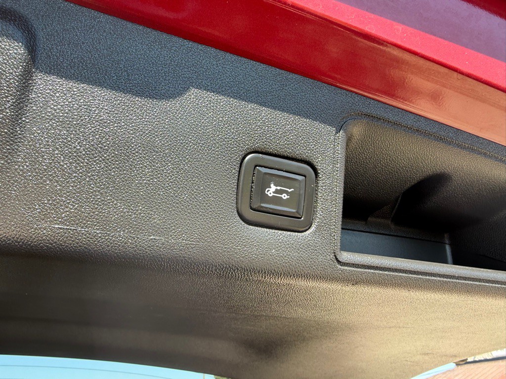 2020 GMC Terrain Image 25