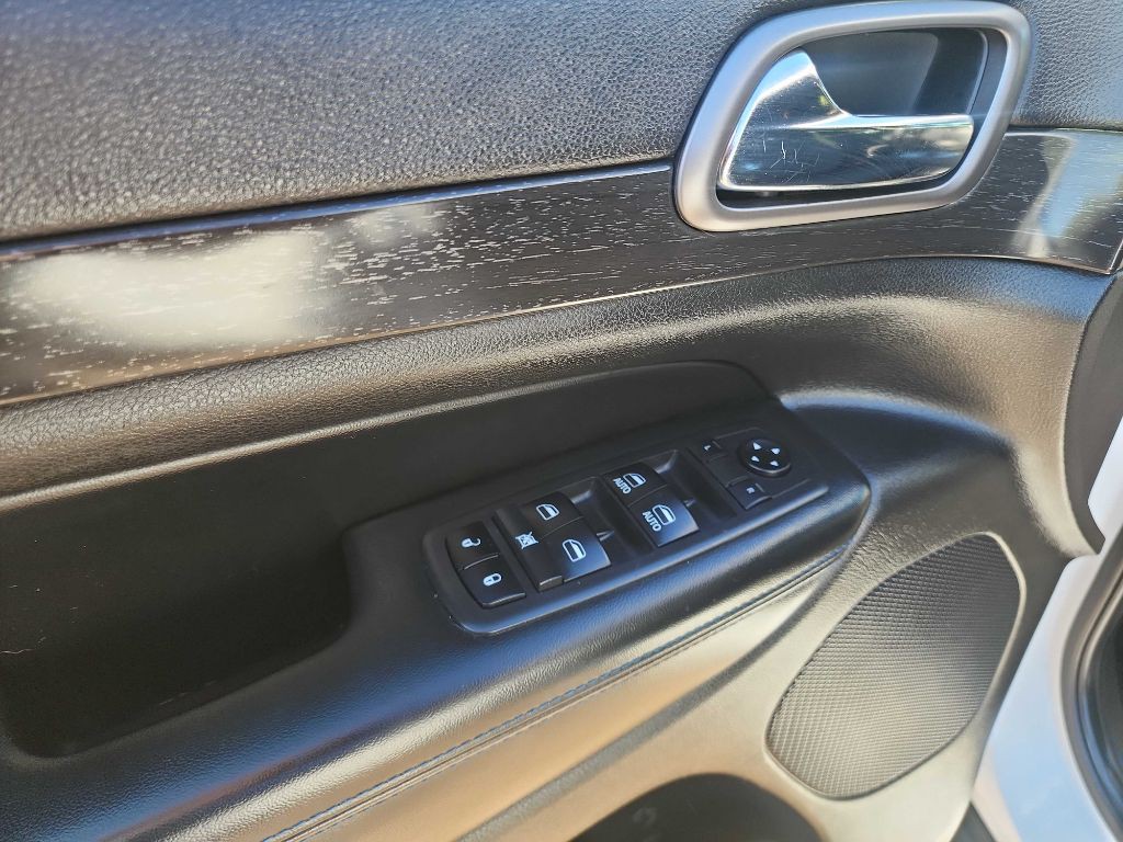 2018 Jeep Grand Cherokee Image 14