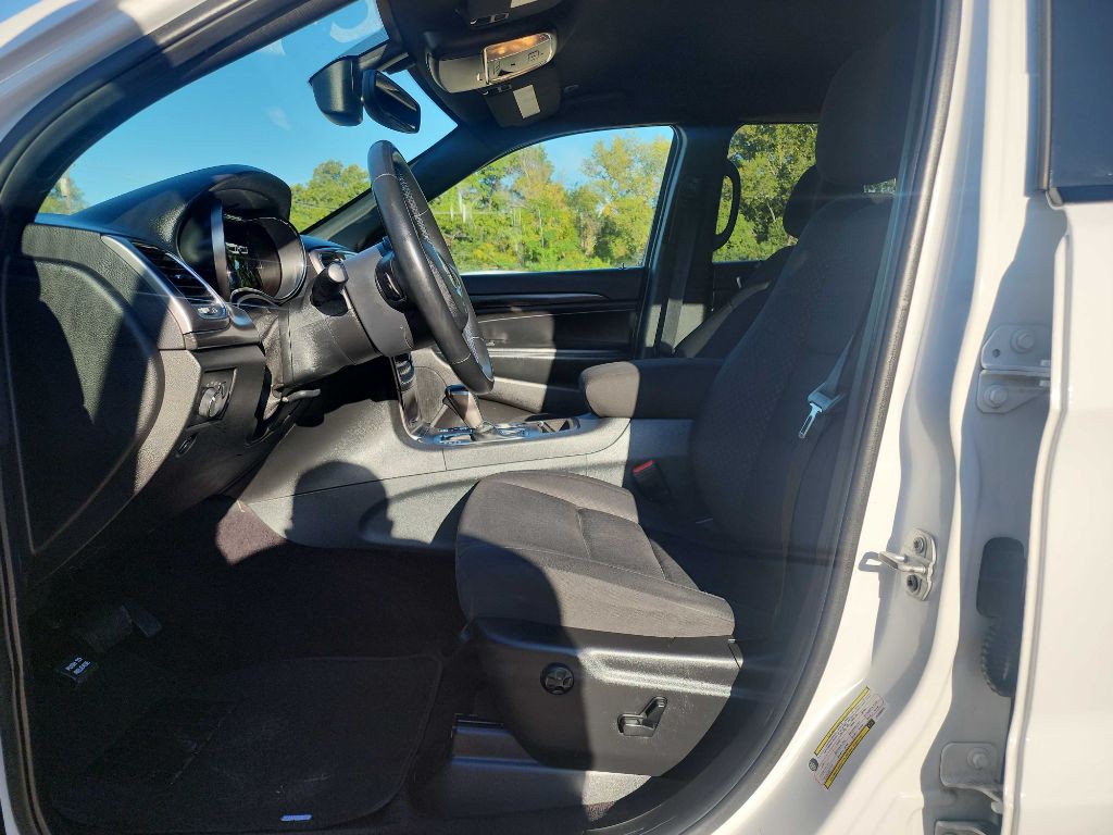 2018 Jeep Grand Cherokee Image 15