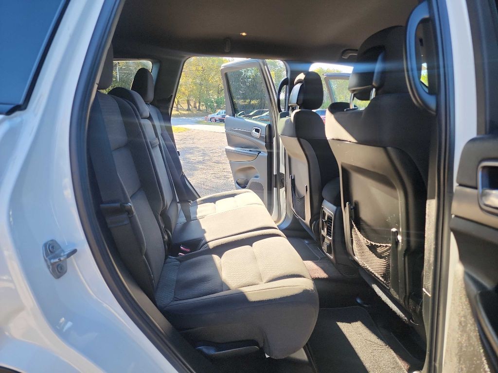 2018 Jeep Grand Cherokee Image 32
