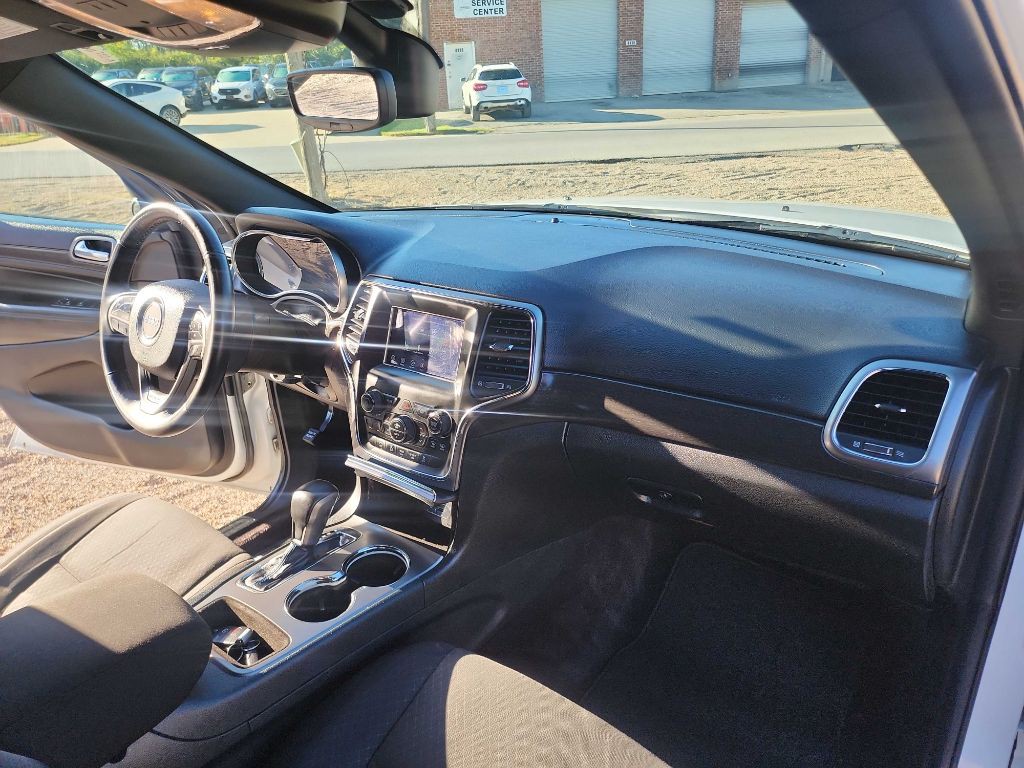 2018 Jeep Grand Cherokee Image 37