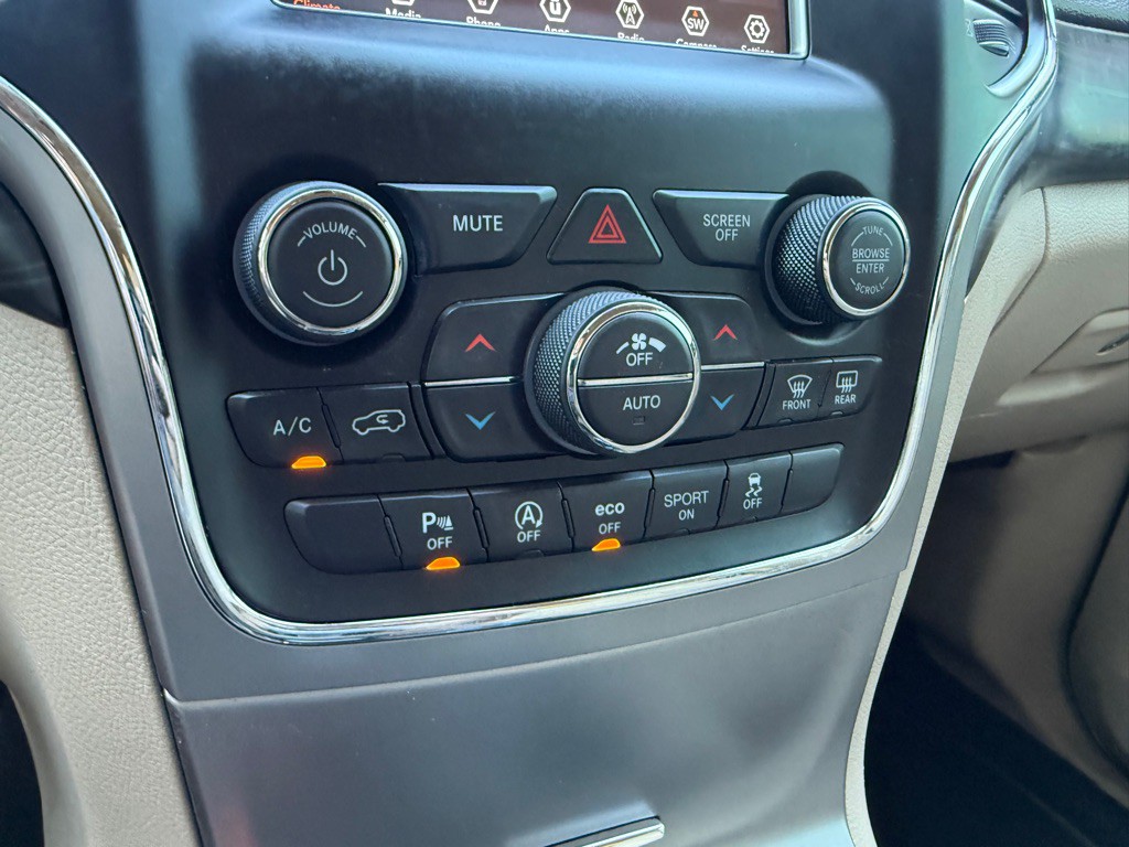 2020 Jeep Grand Cherokee Image 32