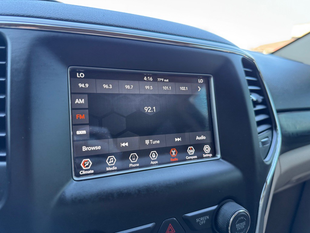 2020 Jeep Grand Cherokee Image 33