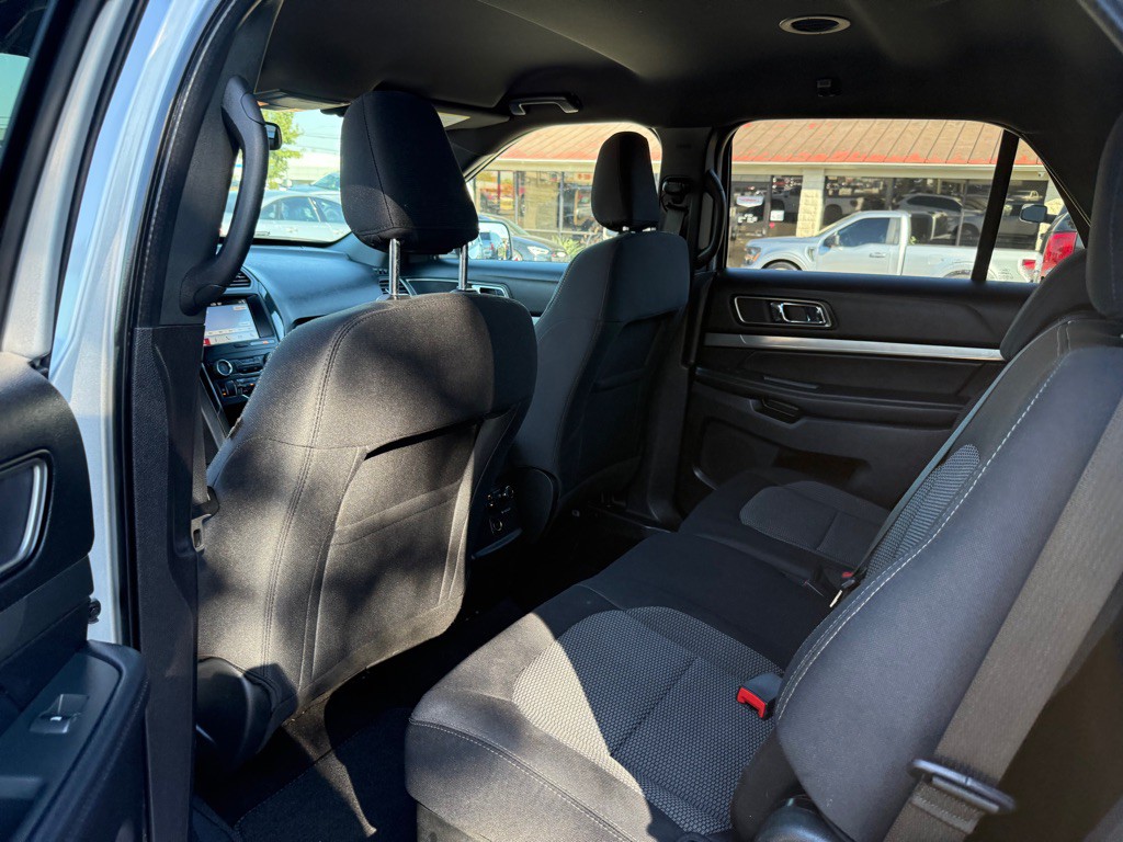 2019 Ford Explorer Image 15