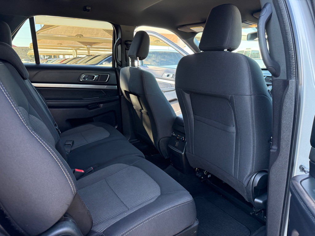 2019 Ford Explorer Image 18