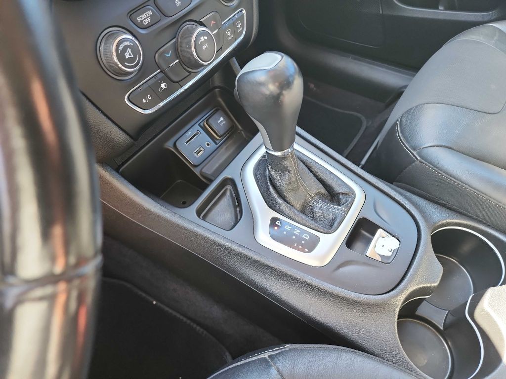 2018 Jeep Cherokee Image 23