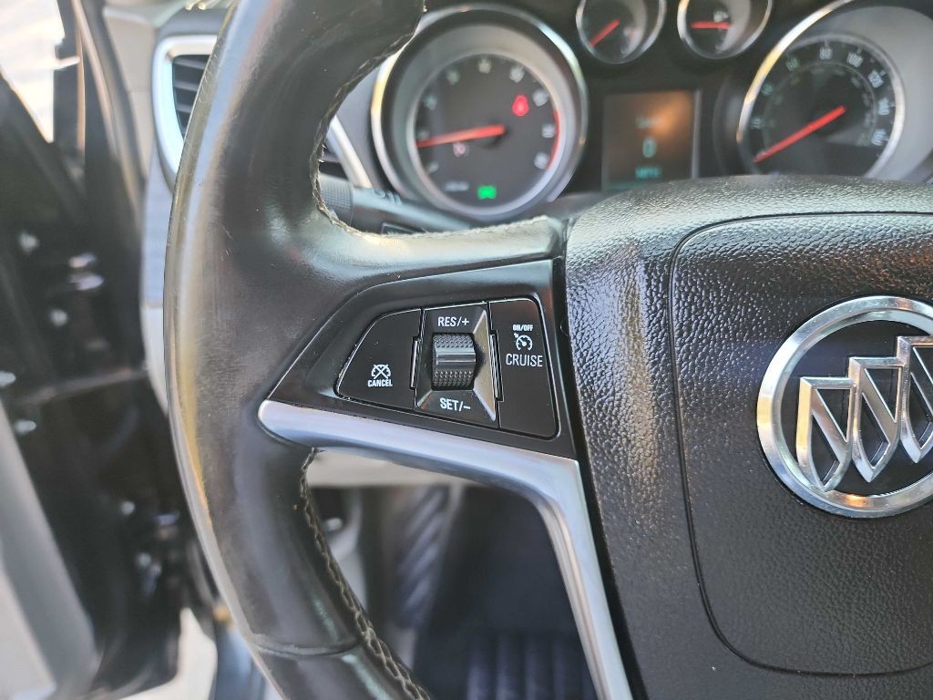 2015 Buick Enclave Image 16