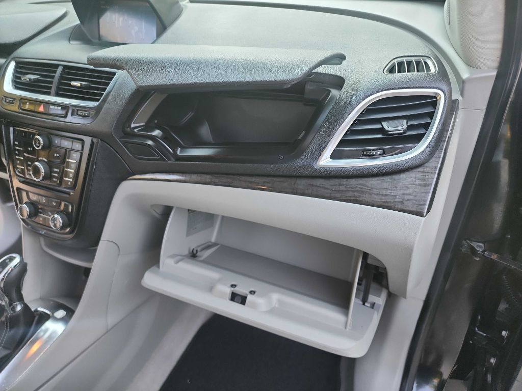 2015 Buick Enclave Image 32